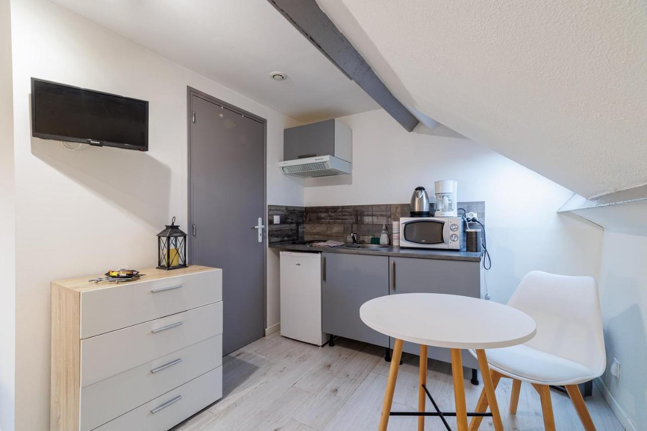 Adheco Immobilier - Arrivee Autonome Apartment วาลองเซียนส์ ภายนอก รูปภาพ